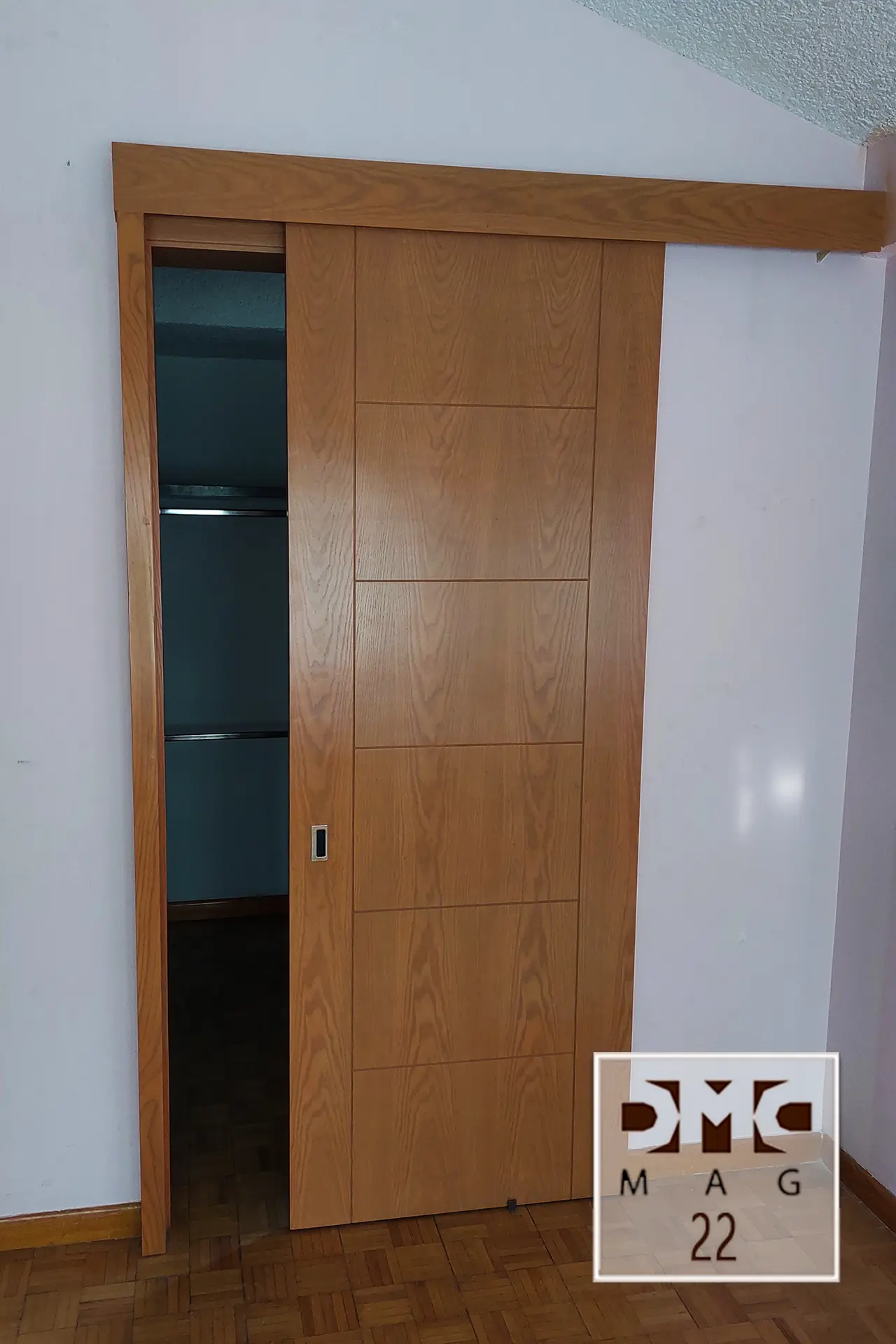 Puerta en madera
