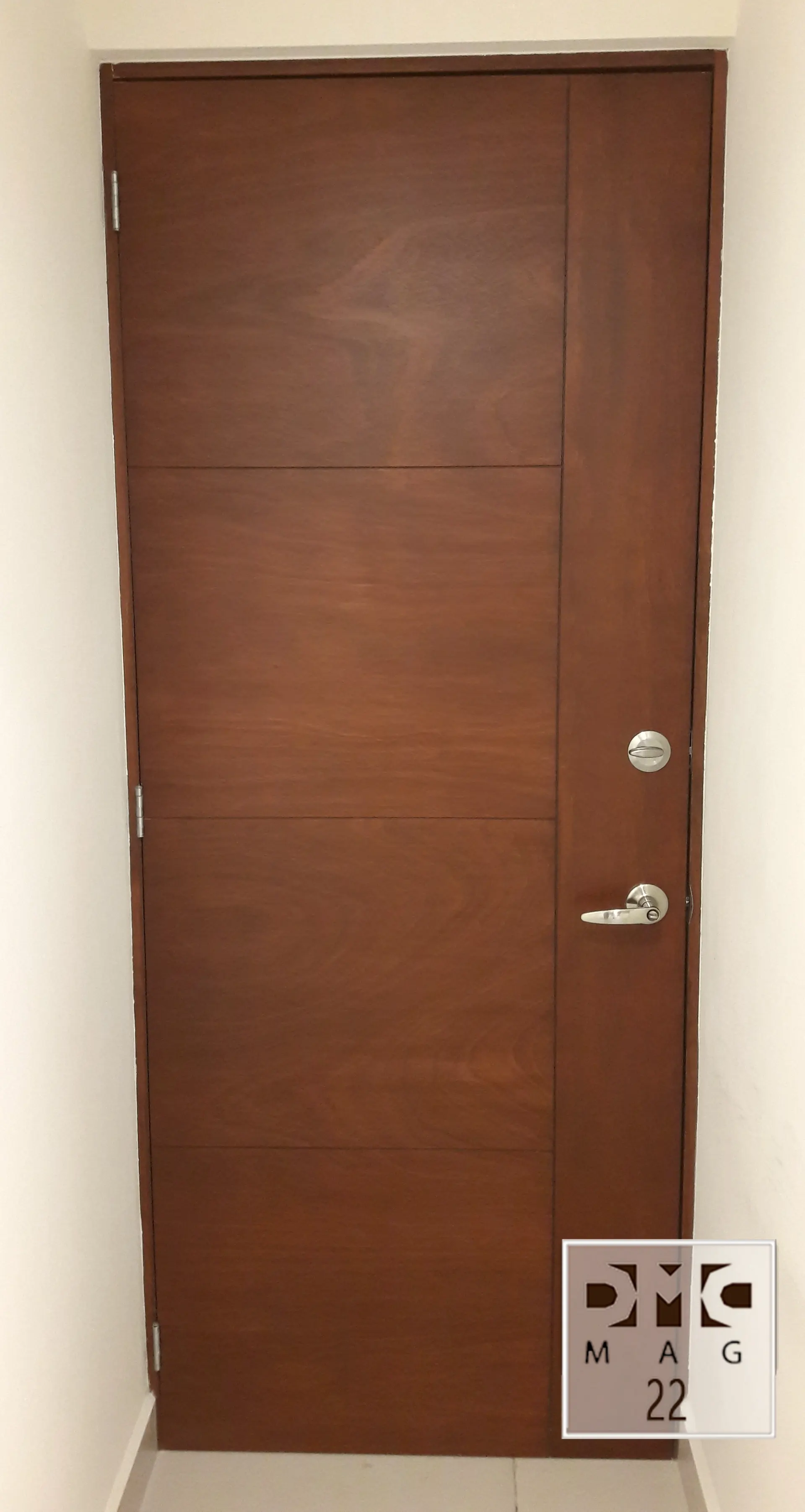 Puerta en madera