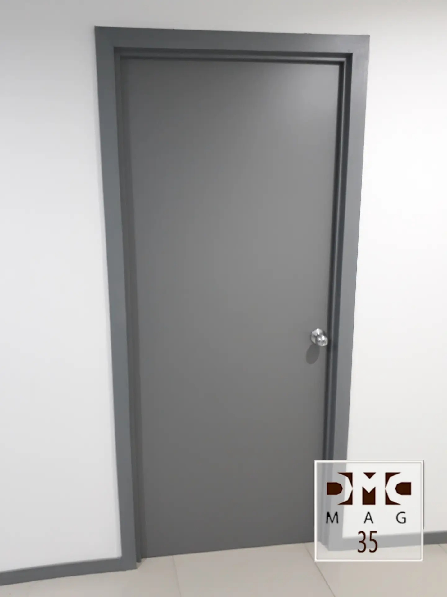 Puerta con vidrio